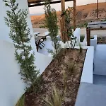 Thimari * Fira (Santorini)