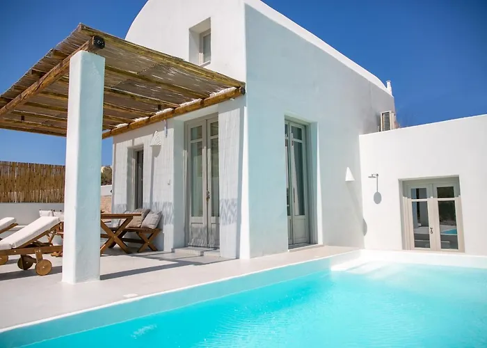 Thimari Apartment Fira (Santorini)