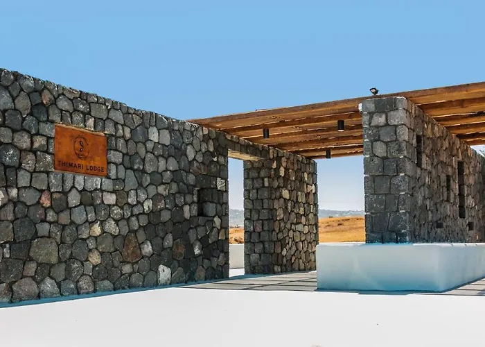 Thimari * Fira (Santorini)