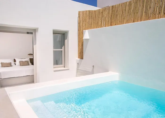 Thimari * Fira (Santorini)