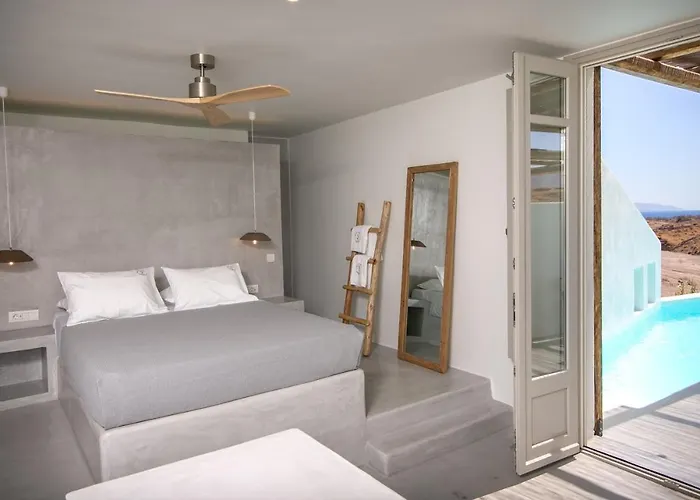 Apartment Thimari Fira (Santorini)